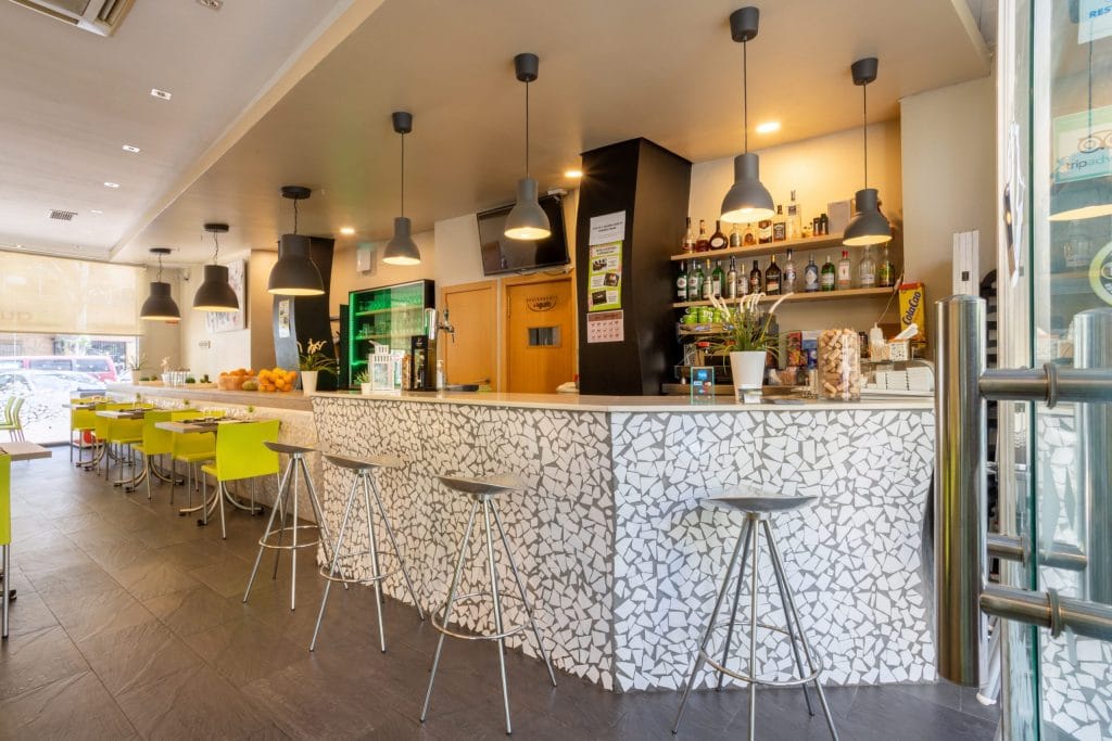 restaurante con terraza en valencia en la ciudad de las ciencias
