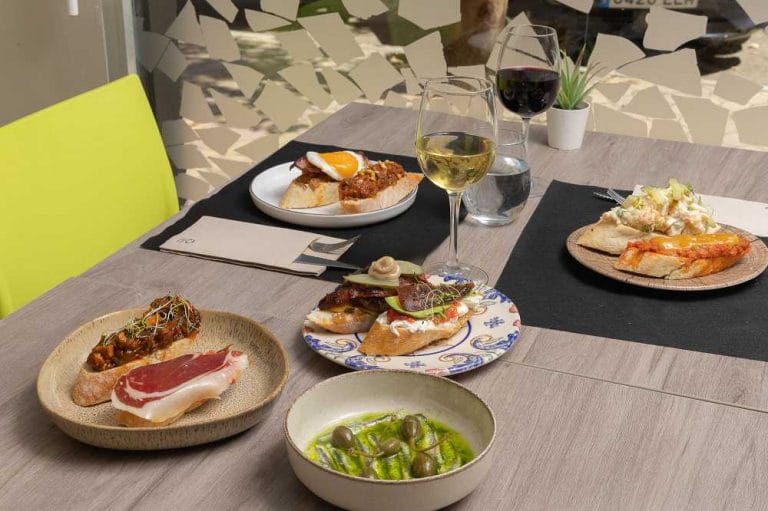 Tapas y raciones variadas en Restaurante A Tu Gusto