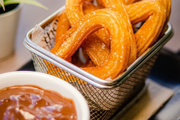 CHURROS CON CHOCOLATE